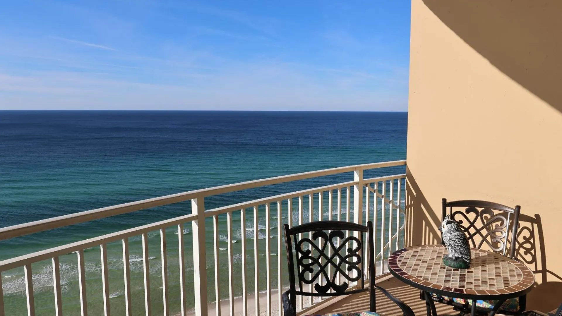 Aqua 1504 Beachfront Condo With Free Beach Chairs بنما سيتي بيتش 0*,