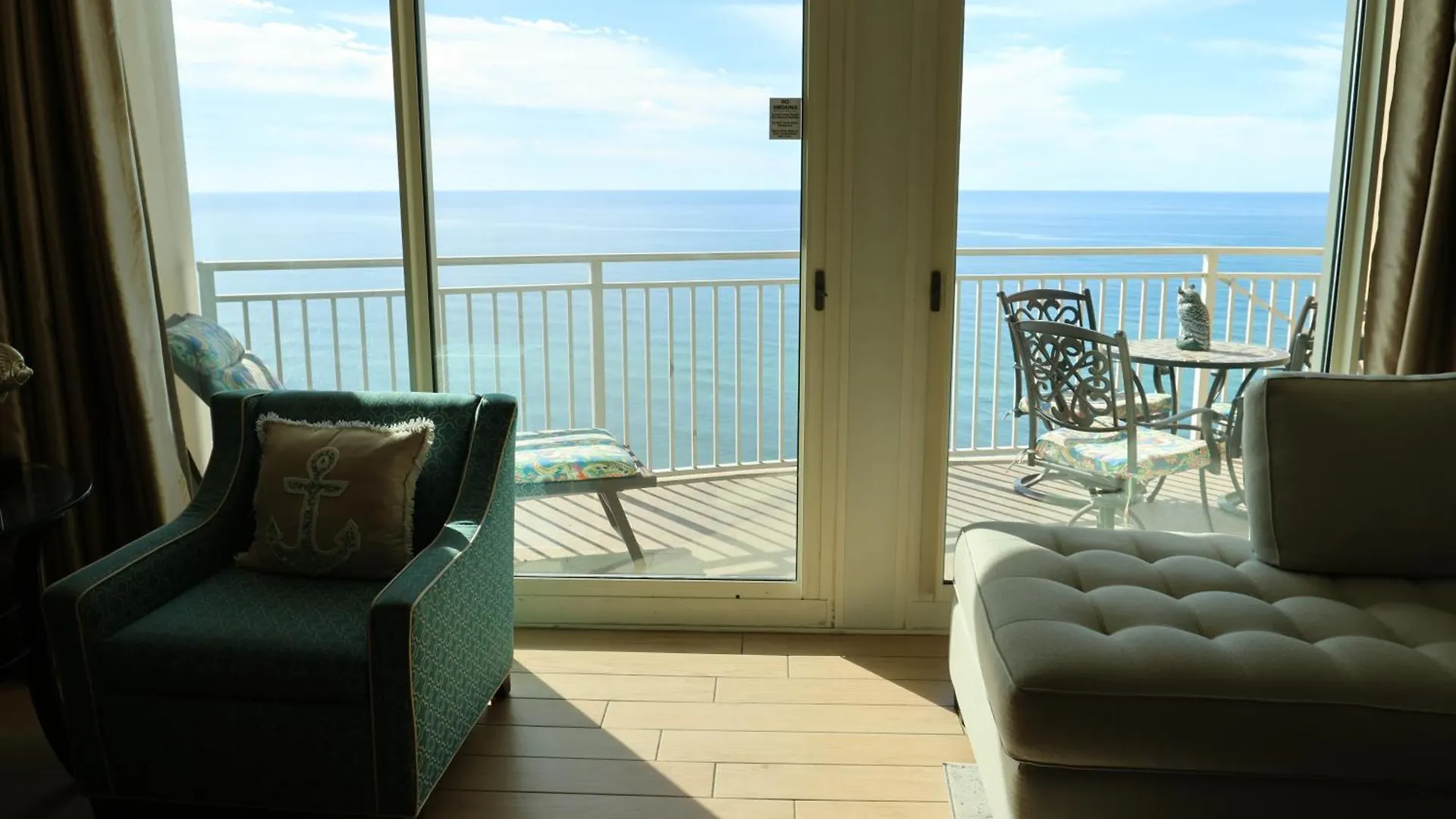 Aqua 1504 Beachfront Condo With Free Beach Chairs Panama City Beach Apartamento