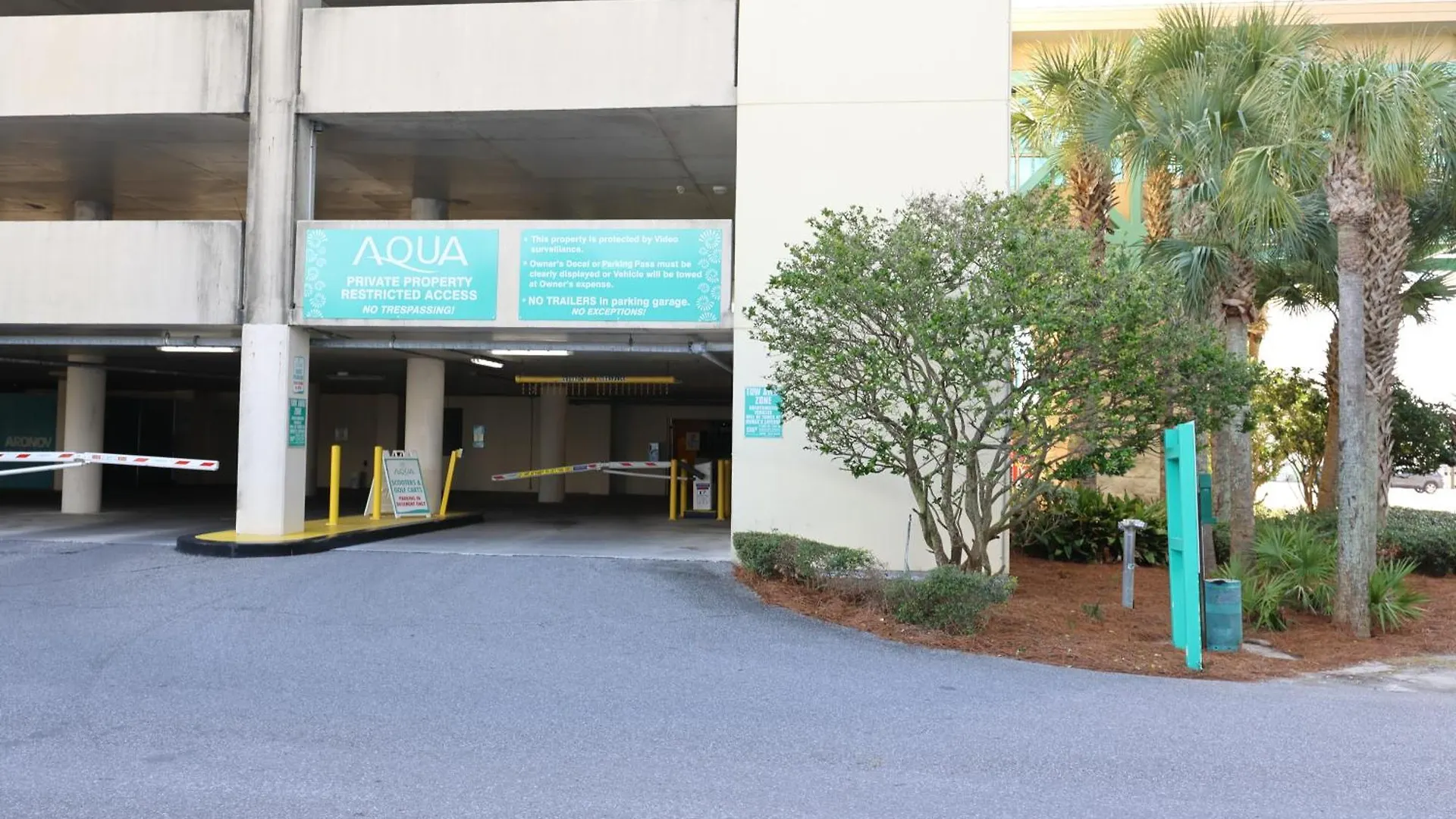 Aqua 1504 Beachfront Condo With Free Beach Chairs Panama City Beach