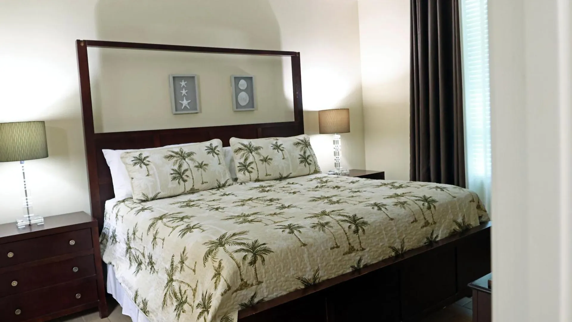 Aqua 1504 Beachfront Condo With Free Beach Chairs Panama City Beach