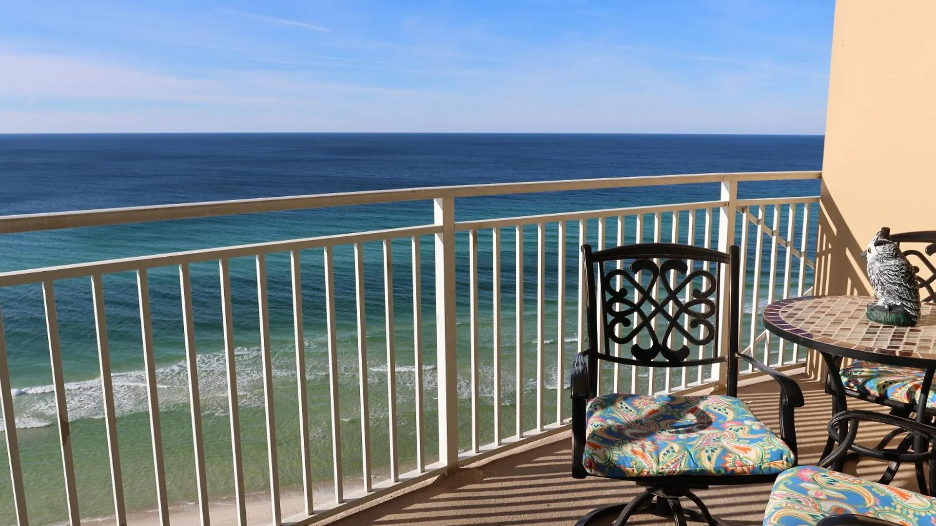 Aqua 1504 Beachfront Condo With Free Beach Chairs Panama City Beach 0*,  Estados Unidos da América