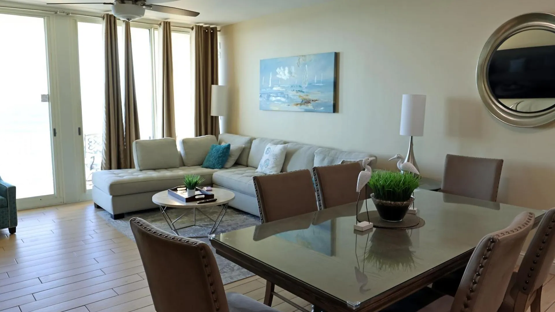 Aqua 1504 Beachfront Condo With Free Beach Chairs Panama City Beach Apartamento