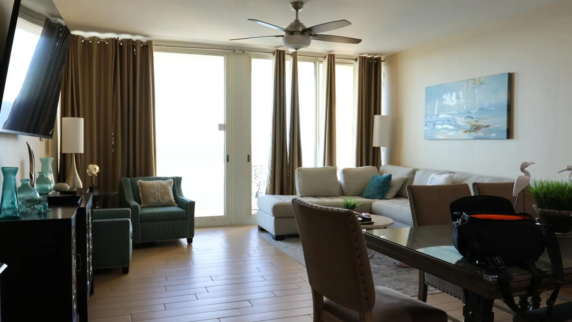 Aqua 1504 Beachfront Condo With Free Beach Chairs Panama City Beach